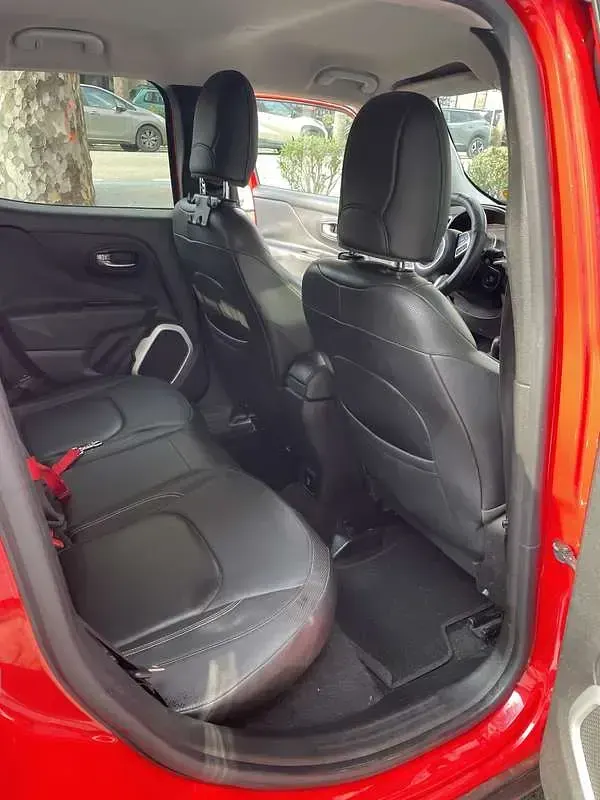 Usata Jeep Renegade Limited 140 CV (102 kW) 2015 Rosso SUV