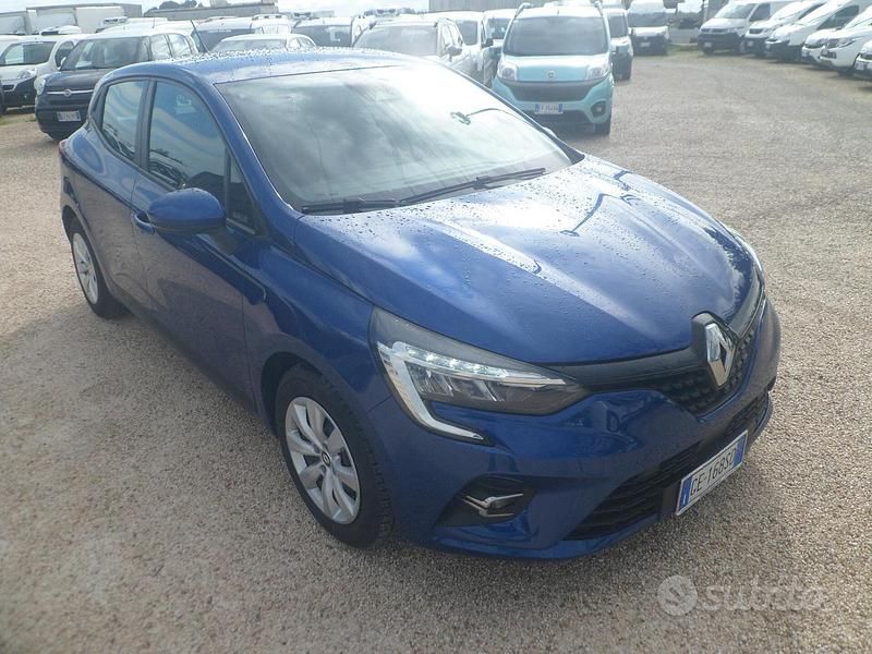 Usata Renault Clio V Business 86 CV (63 kW) 2021 Blu Berlina