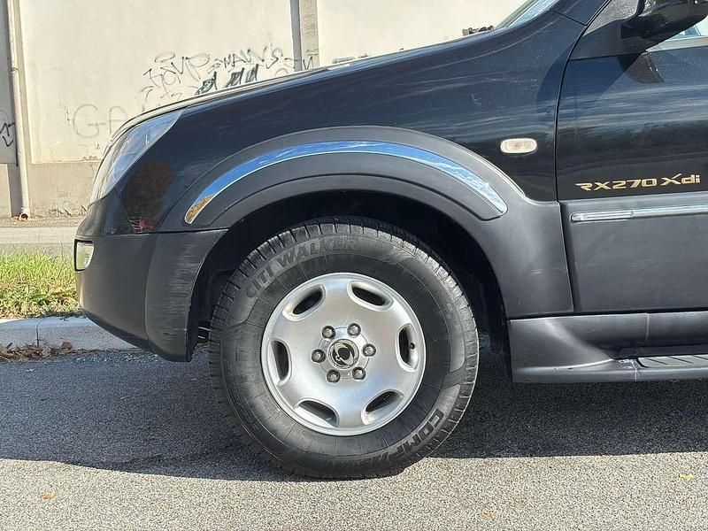 Usata Ssangyong (KGM) Rexton 165 CV (121 kW) 2005 Nero SUV
