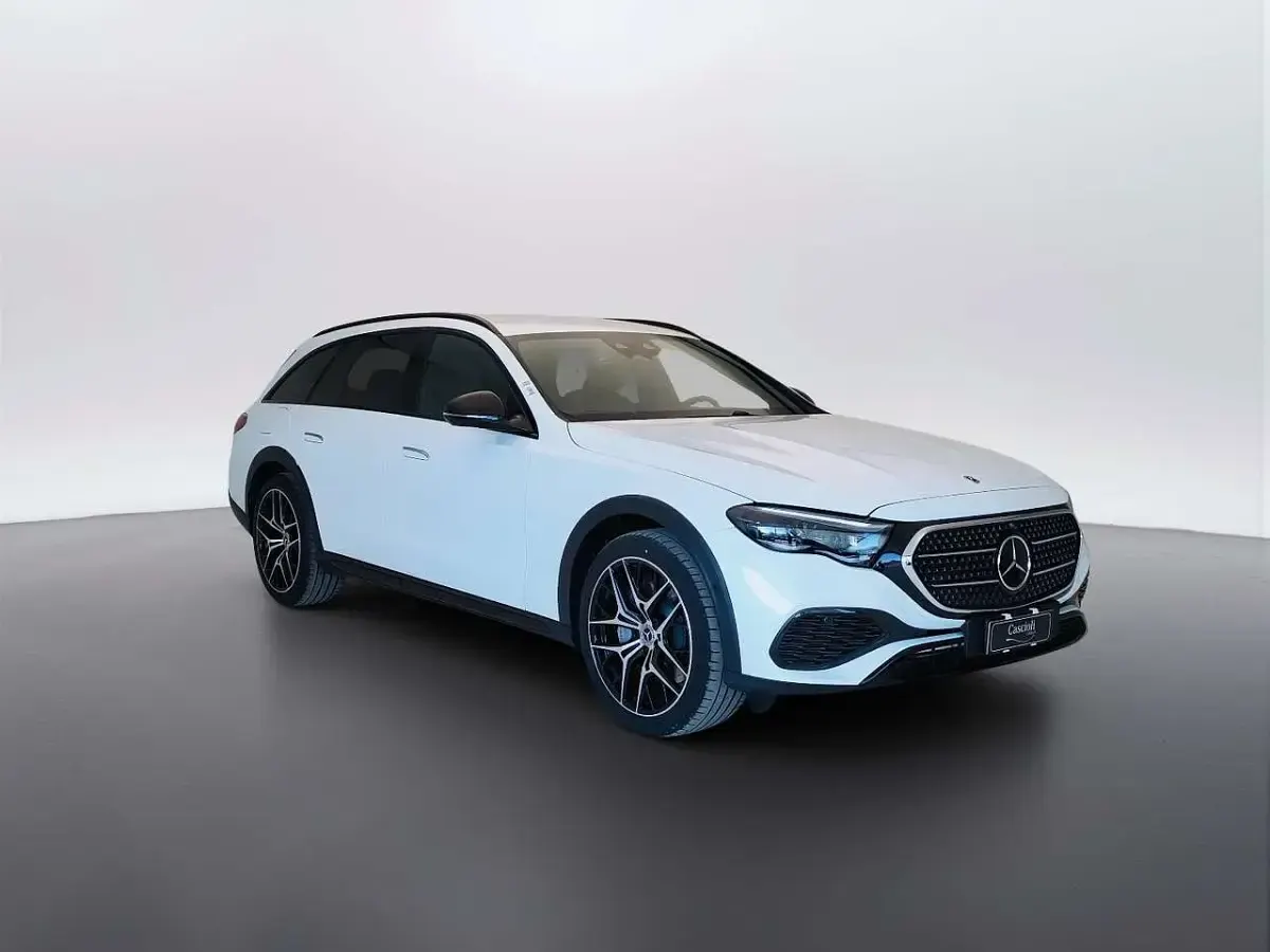 Nuova Mercedes E220 Premium 197 CV (144 kW) 2026 Bianco Station wagon