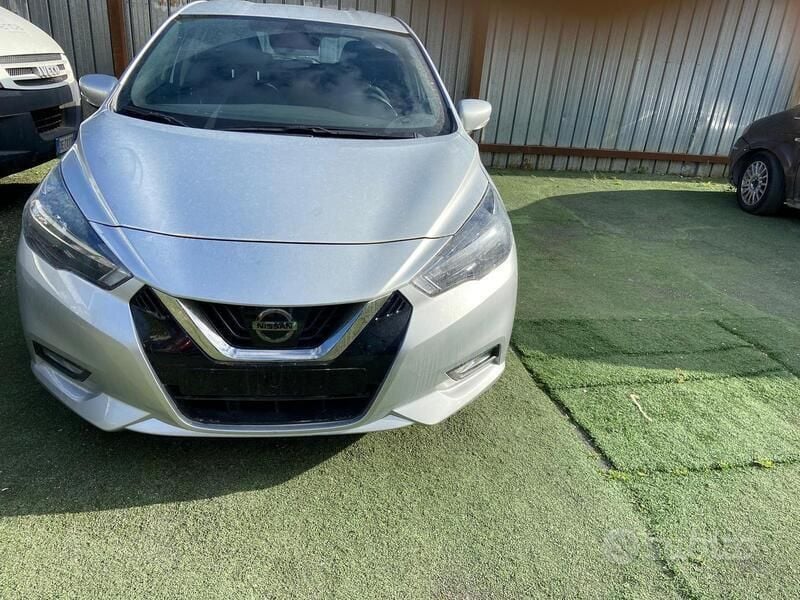 Usata Nissan Micra 71 CV (52 kW) 2022 Grigio Utilitaria