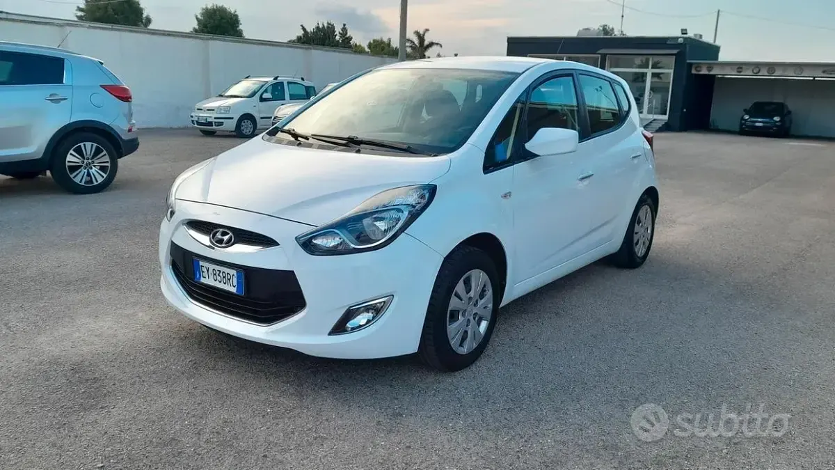 Usata Hyundai ix20 Classic 88 CV (64 kW) 2015 Bianco Utilitaria