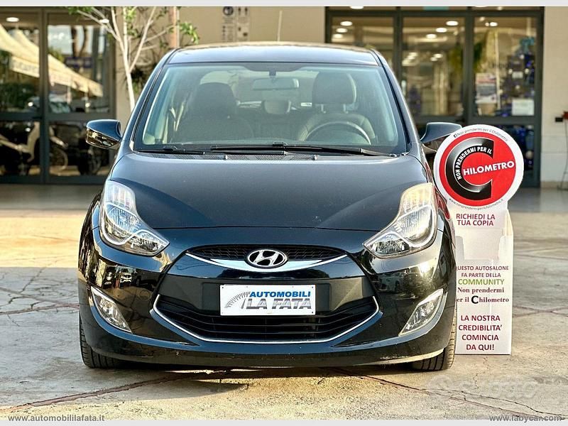 Usata Hyundai ix20 Comfort 90 CV (66 kW) 2012 Nero Utilitaria