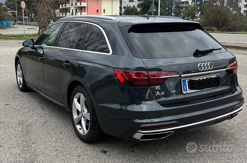 Usata Audi A4 Business 163 CV (119 kW) 2020 Grigio Station wagon