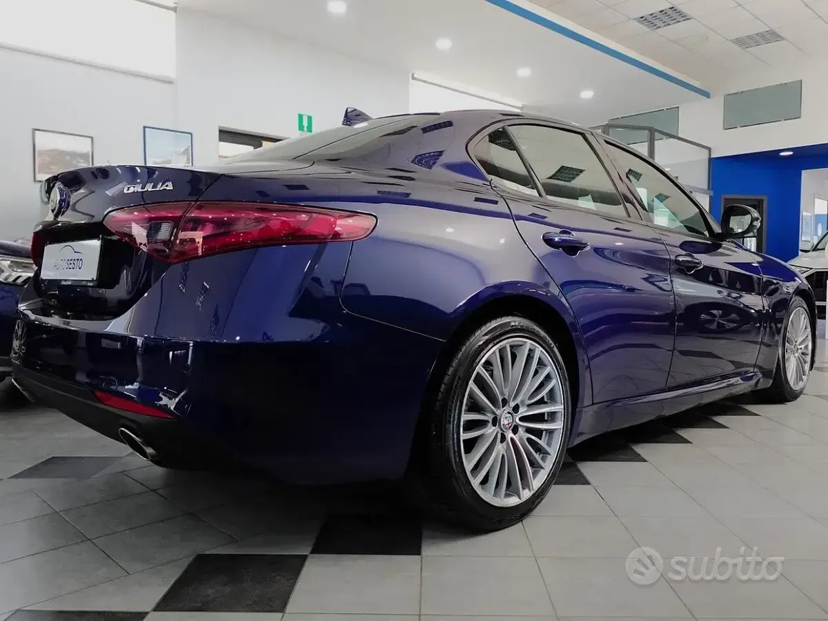 Usata Alfa Romeo Giulia Super 180 CV (132 kW) 2017 Berlina