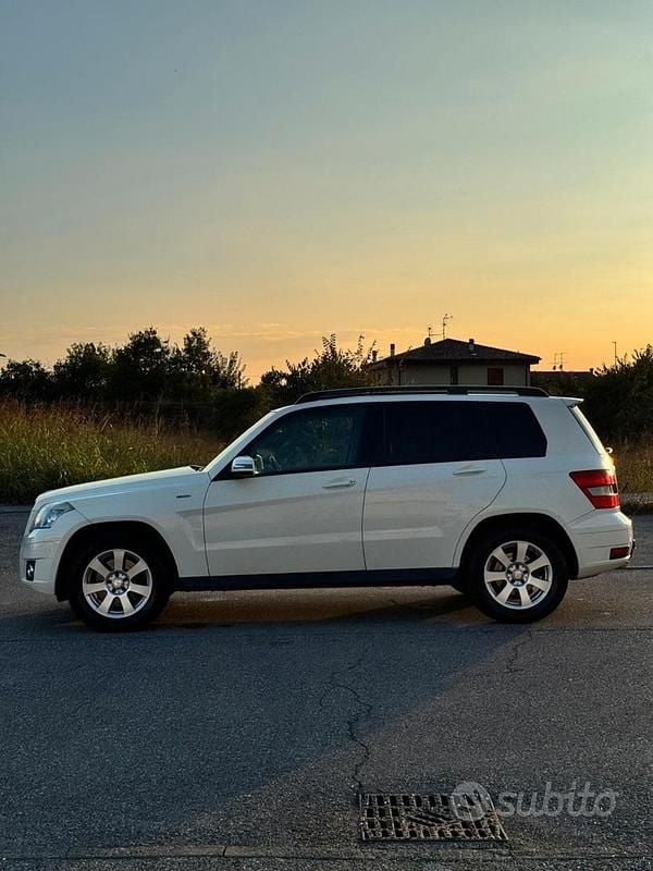 Usata Mercedes GLK220 170 CV (125 kW) 2009 Bianco SUV