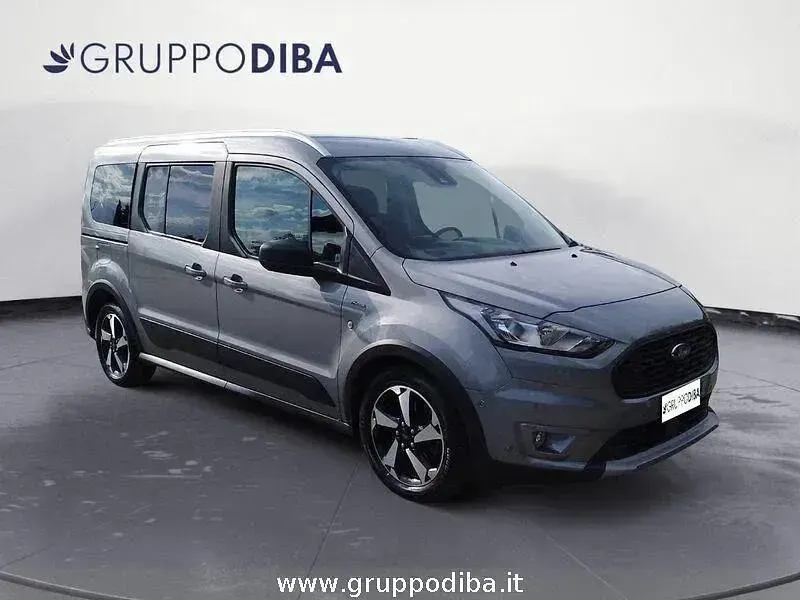 Usata Ford Tourneo Active 120 CV (88 kW) 2022 Grigio Furgone