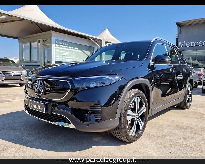 Nero Usata 2022 Mercedes EQB300 Premium SUV | 35.700 € (Molto cara) - Immagine 1/4