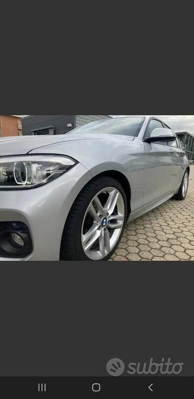 Usata BMW 118 150 CV (110 kW) 2017 Grigio Utilitaria