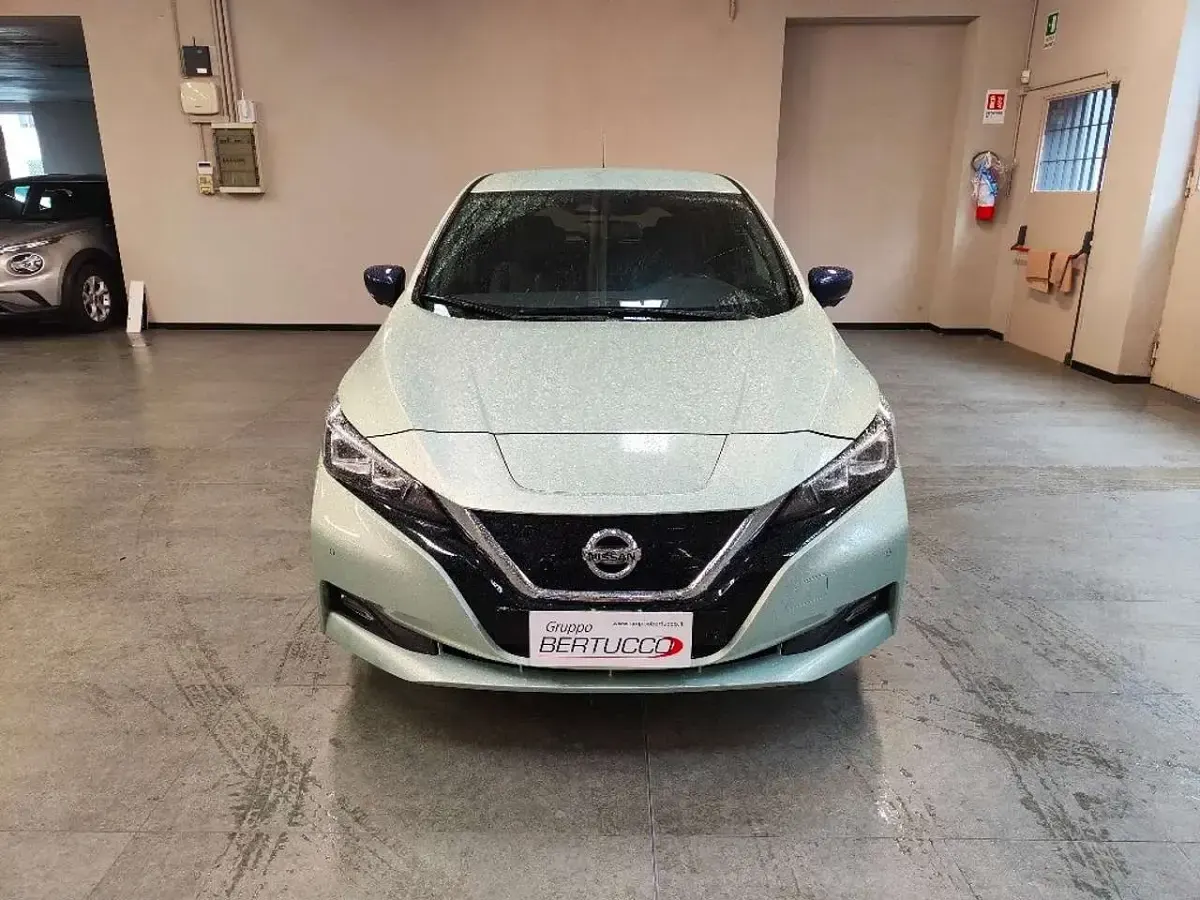 Usata Nissan Leaf N-Connecta 110 kW (150 CV) 2018 Verde Utilitaria