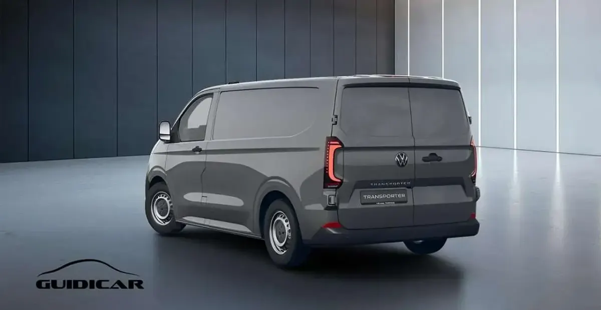 Nuova VW T7 150 CV (110 kW) 2026 Stone grey Furgone