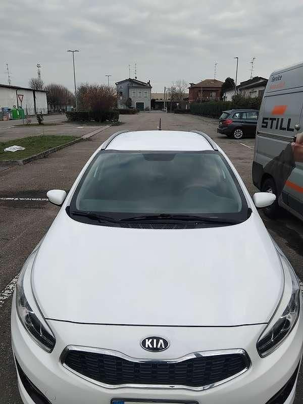 Usata Kia Ceed DREAM-TEAM Edition 116 CV (85 kW) 2016 Utilitaria