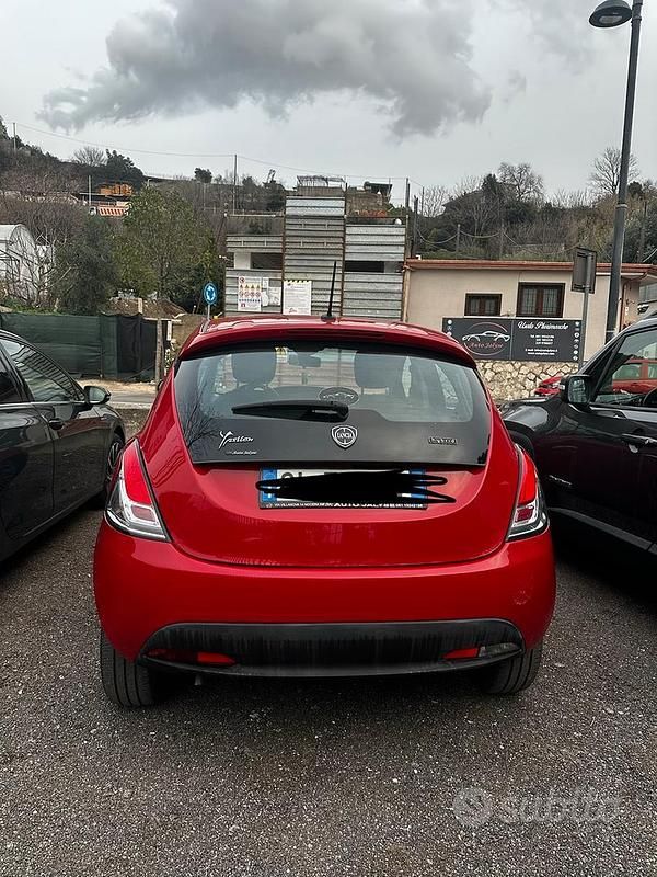 Usata Lancia Ypsilon 2022 Rosso Utilitaria