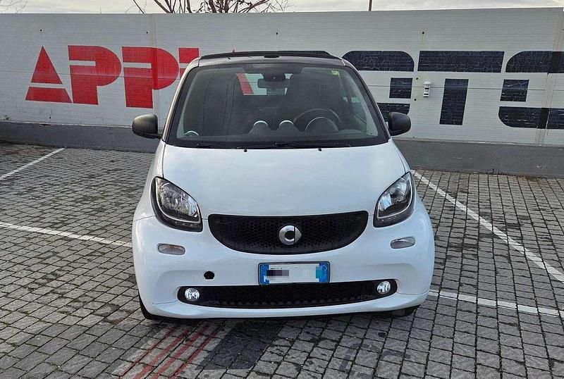 Usata Smart ForTwo Cabrio 71 CV (52 kW) 2017 Bianco Cabrio