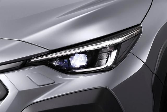 Usata Subaru Crosstrek Premium 135 CV (99 kW) 2024 Grigio SUV