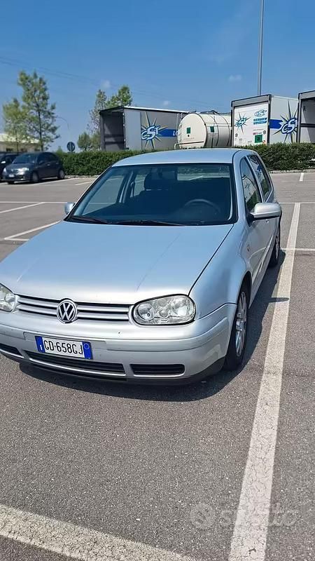 Usado VW Golf III 110 CV (80 kW) 1999 Berlina