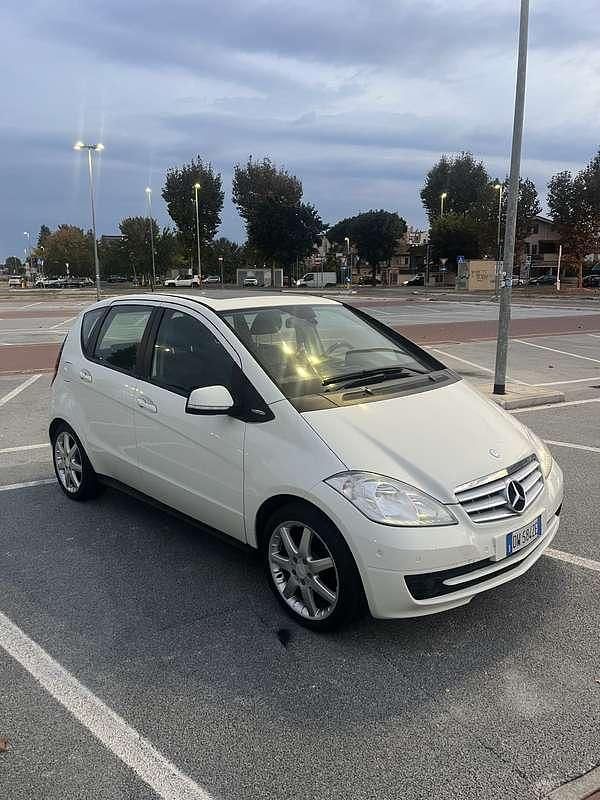 Usata Mercedes A150 Classic 95 CV (69 kW) 2009 Monovolume