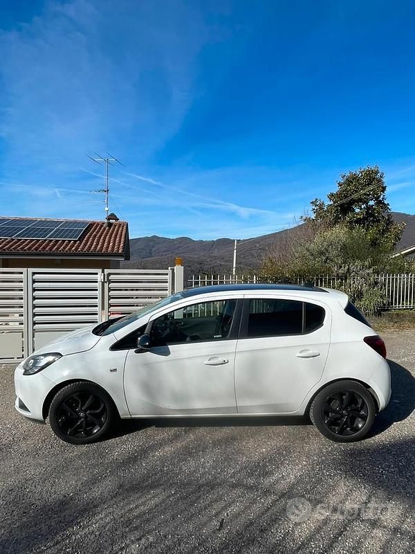 Usata Opel Corsa 90 CV (66 kW) 2018 Bianco Utilitaria
