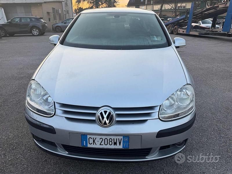 Usata VW Golf IV Comfortline 104 CV (76 kW) 2004 Grigio Berlina