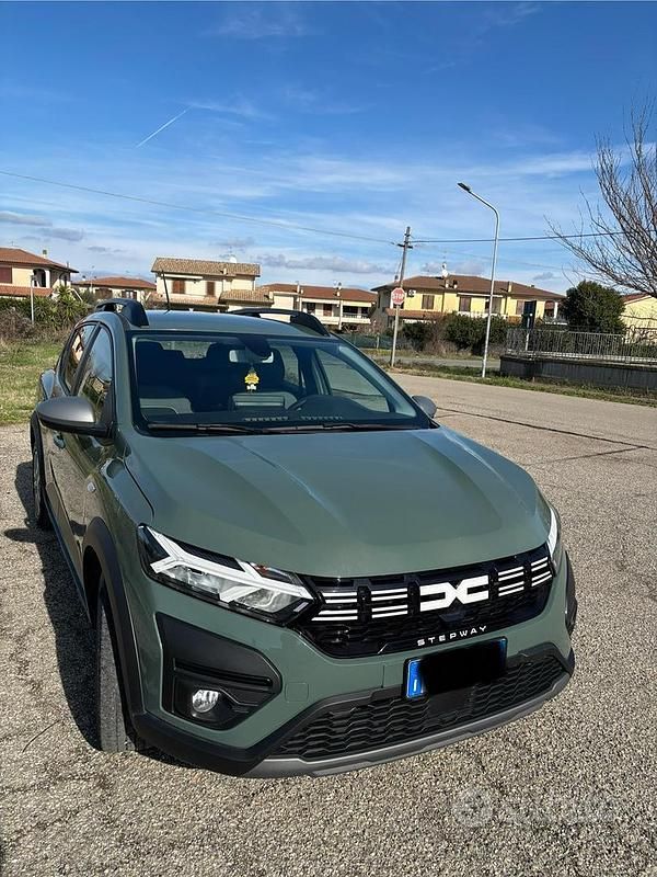 Usata Dacia Sandero Stepway 2023 Verde SUV