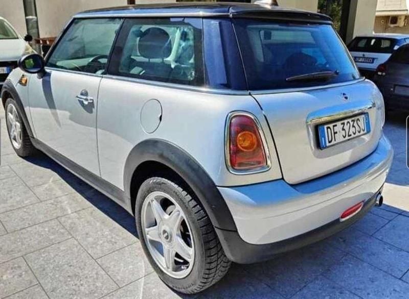 Usata Mini Cooper 116 CV (85 kW) 2005 Utilitaria