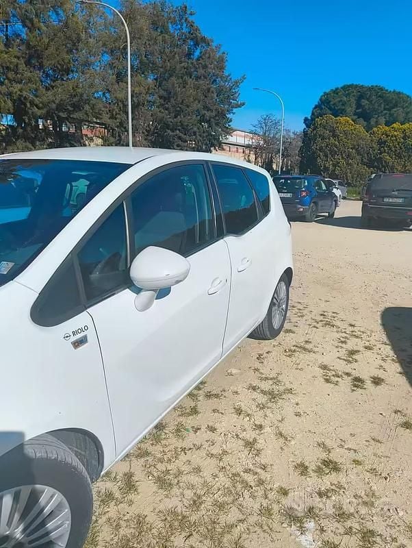 Usata Opel Meriva 120 CV (88 kW) 2014 Bianco Monovolume