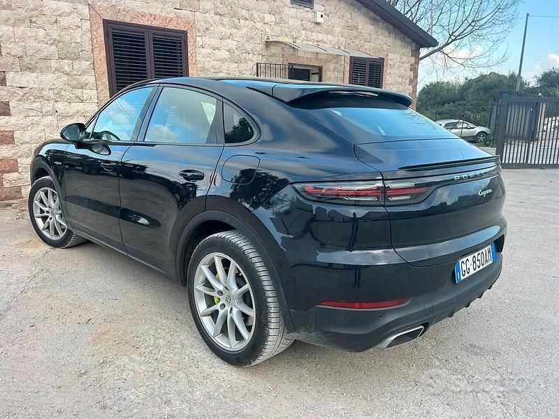 Usata Porsche Cayenne E-Hybrid Coupe 2021 Coupé