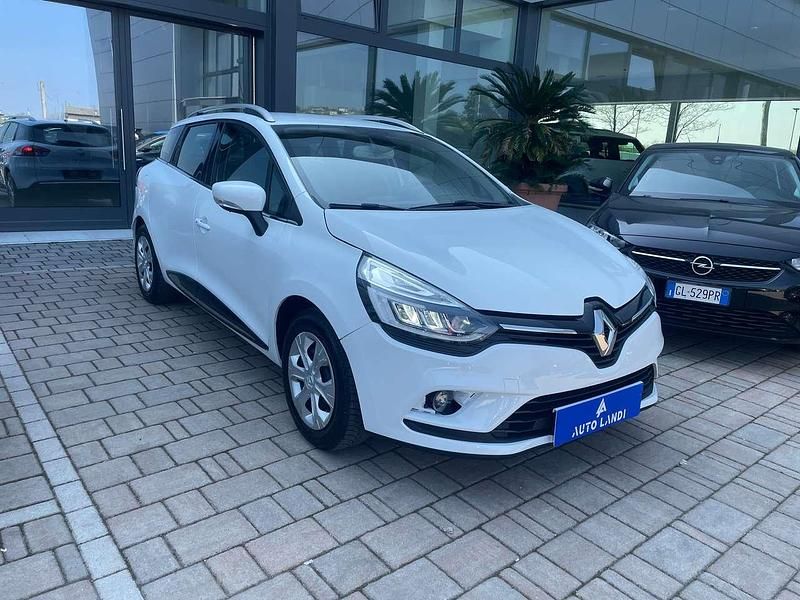 Usata Renault Clio GrandTour Business 90 CV (66 kW) 2019 Bianco Station wagon