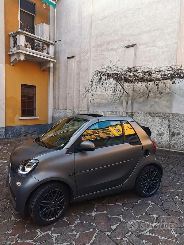 Usata Smart ForTwo Cabrio 90 CV (66 kW) 2019 Grigio Cabrio