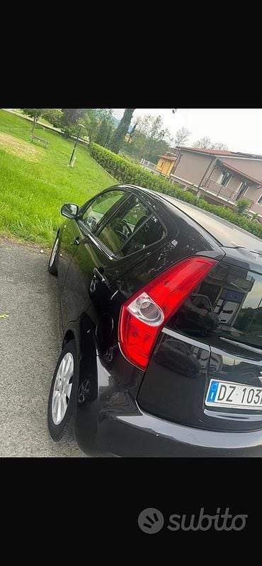 Usata Suzuki Splash 65 CV (47 kW) 2009 Nero Utilitaria