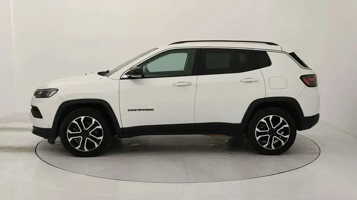 Usata Jeep Compass Limited 190 CV (139 kW) 2022 Bianco SUV
