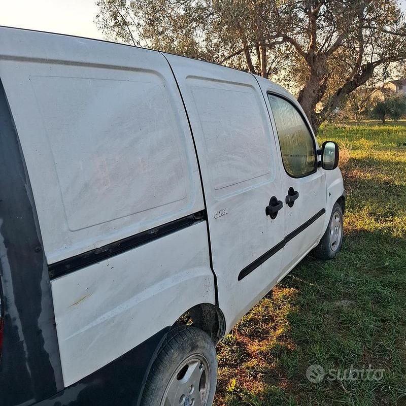 Usata Fiat Doblò 65 CV (47 kW) 2002 Monovolume