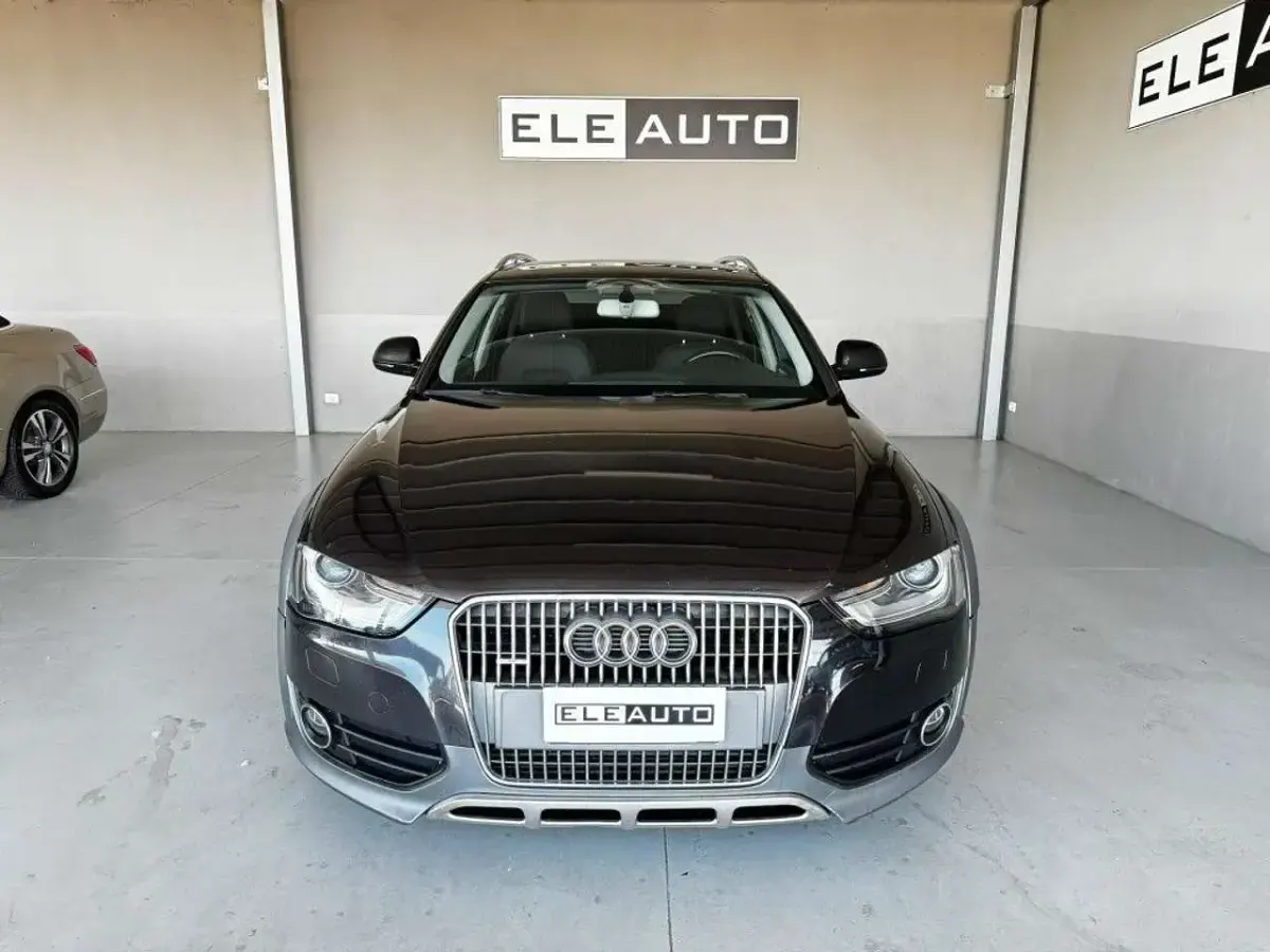 Usata Audi A4 Allroad Advanced 245 CV (180 kW) 2013 Grigio scuro Station wagon