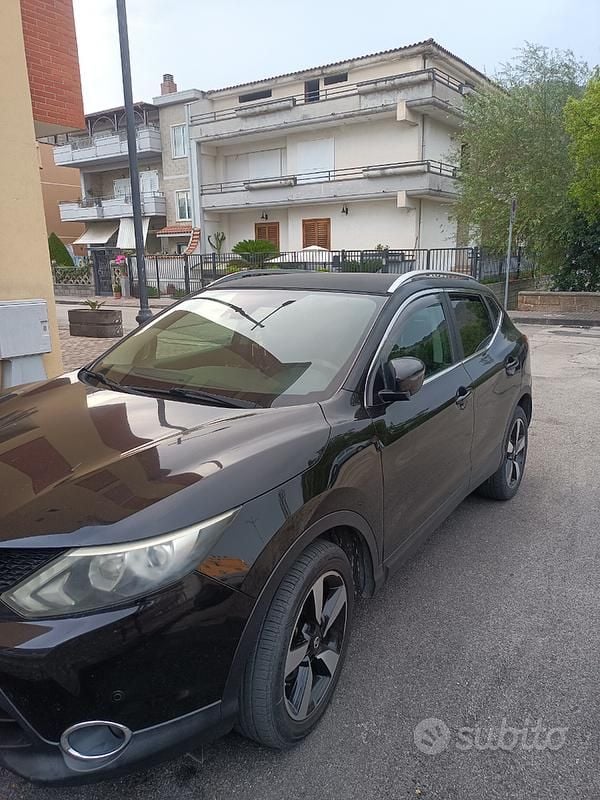 Usata Nissan Qashqai 115 CV (84 kW) 2015 Nero SUV