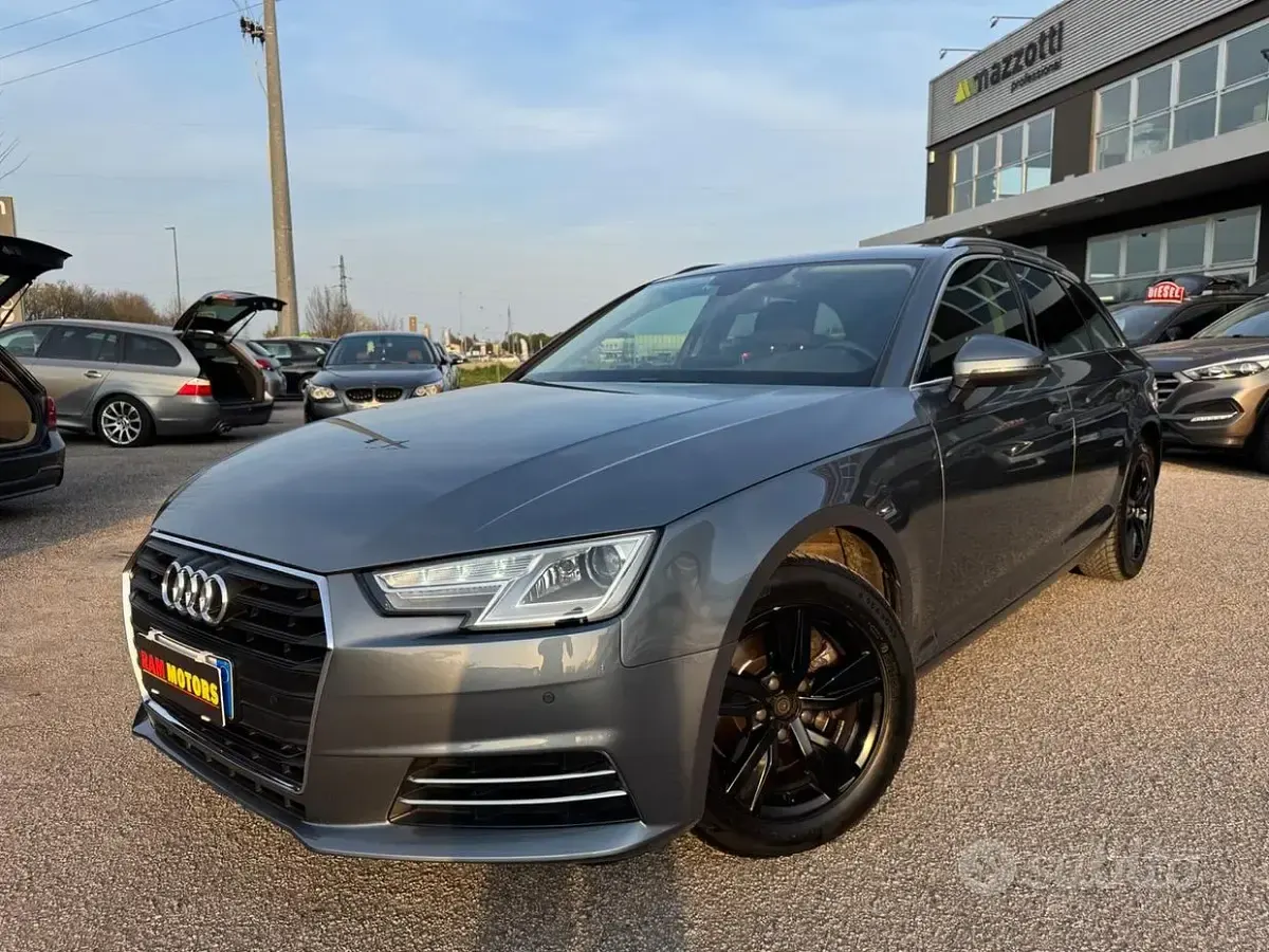 Käytetty Audi A4 Sport 122 HP (89 kW) 2016 Harmaa Farmari