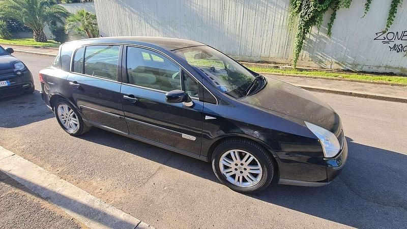 Usata Renault Vel Satis Initiale 150 CV (110 kW) 2005 Utilitaria