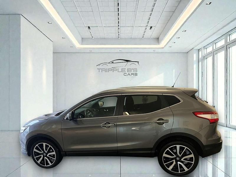 Usata Nissan Qashqai Tekna 110 CV (80 kW) 2016 Grigio SUV