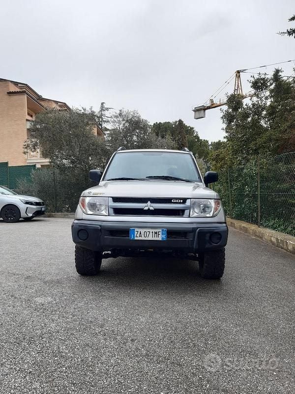 Usata Mitsubishi Pajero 129 CV (94 kW) 2001 SUV