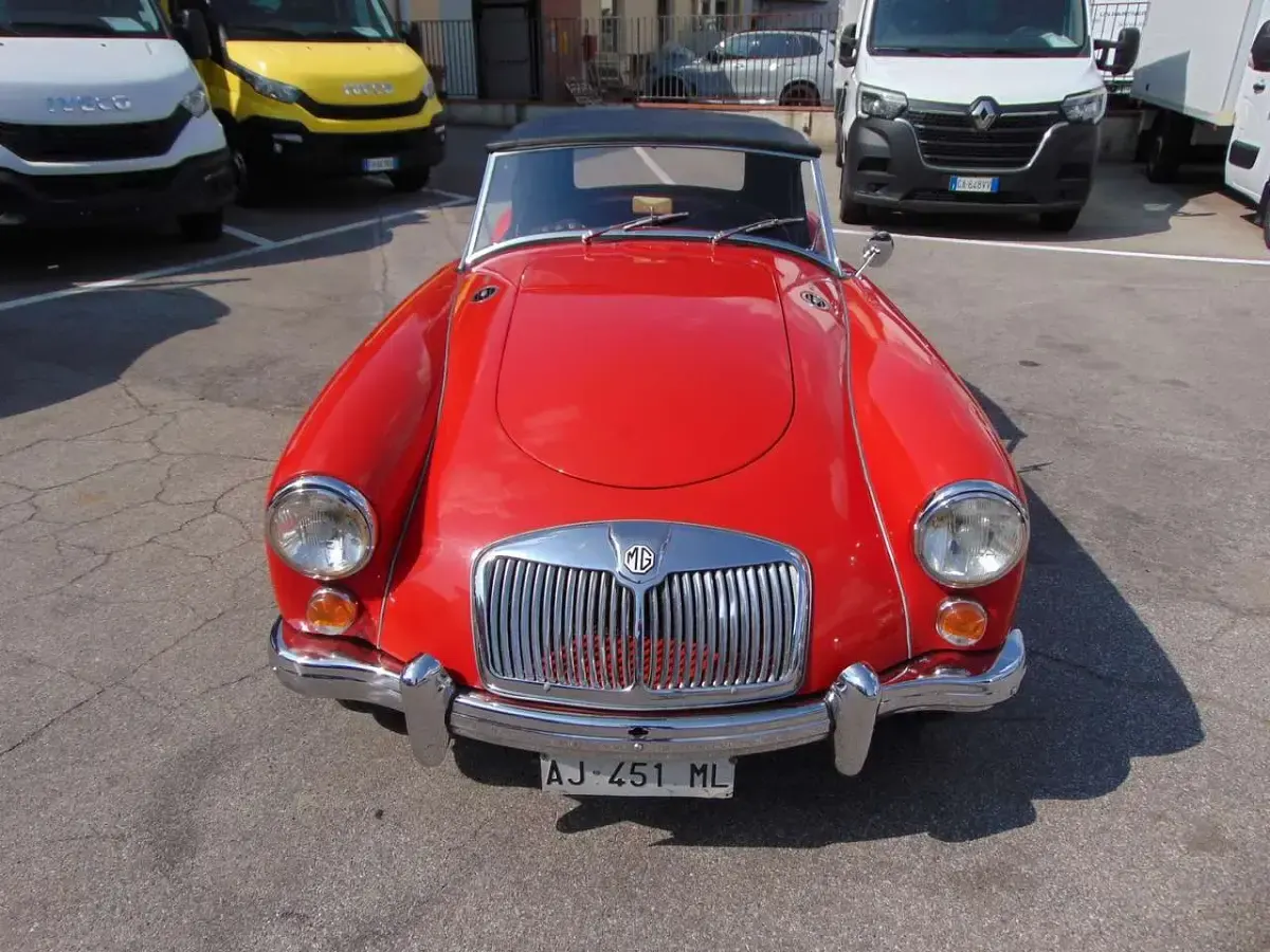 Usata MG MGA 82 CV (60 kW) 1959 Rosso Cabrio