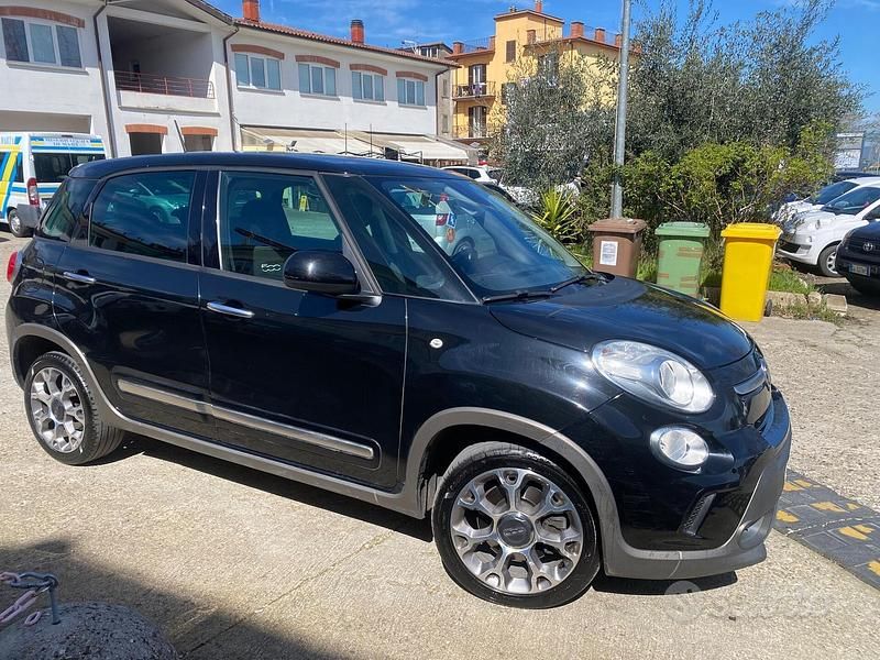 Usata Fiat 500L Trekking 120 CV (88 kW) 2016 Nero Monovolume