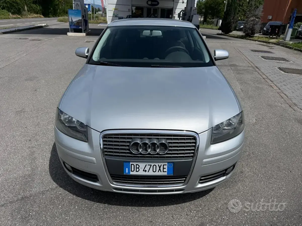 Usata Audi A3 Ambition 115 CV (84 kW) 2006 Grigio Utilitaria