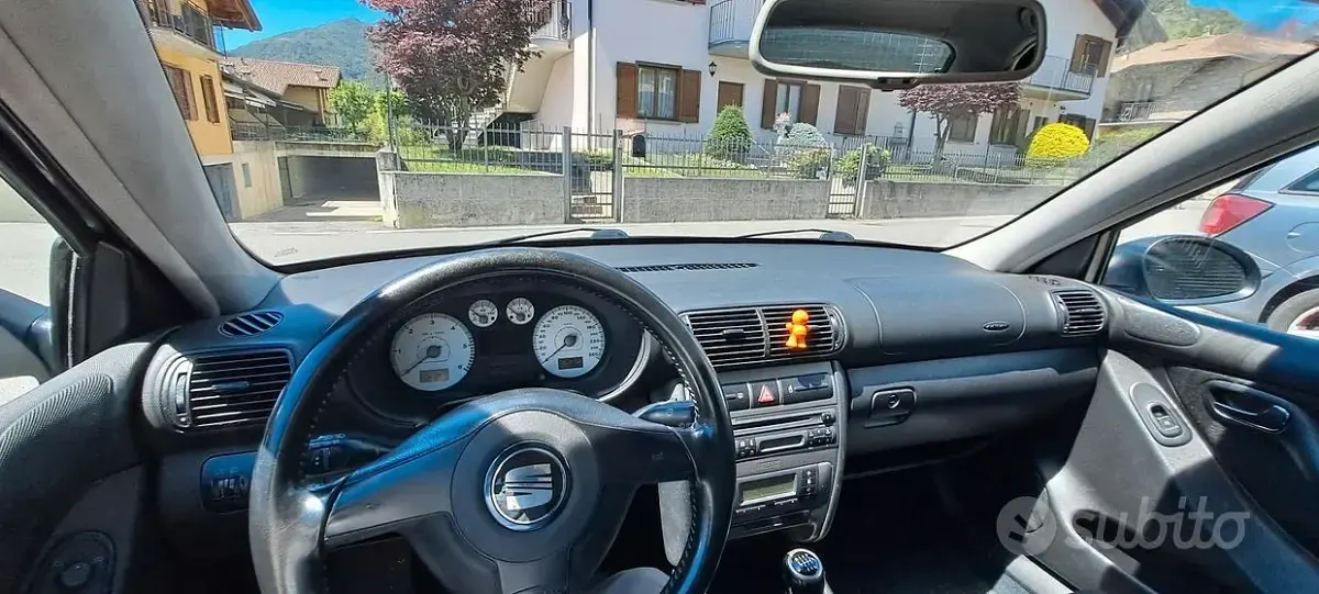 Usata Seat Leon 150 CV (110 kW) 2004 Utilitaria