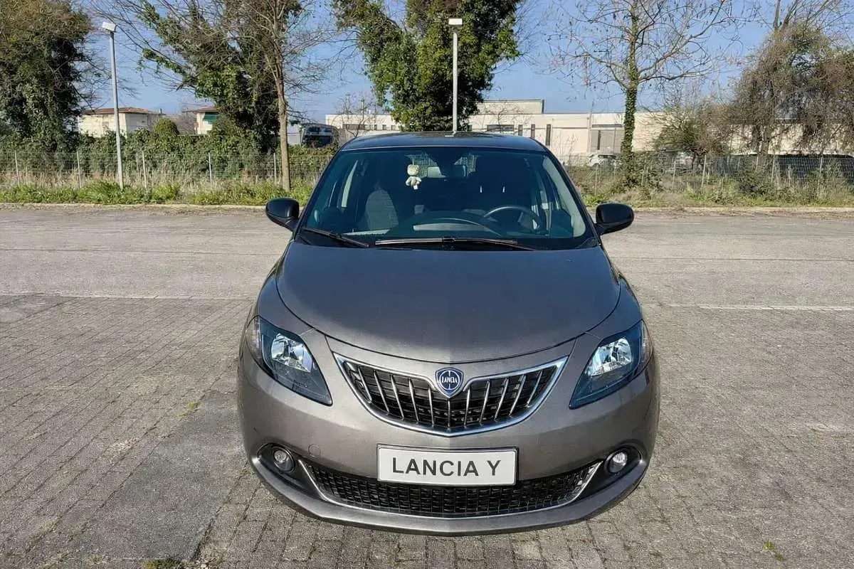 Usata Lancia Ypsilon S 69 CV (50 kW) 2024 Utilitaria