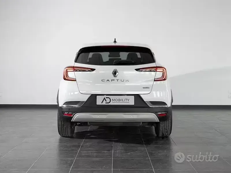 Usata Renault Captur 92 CV (67 kW) 2021 Bianco SUV