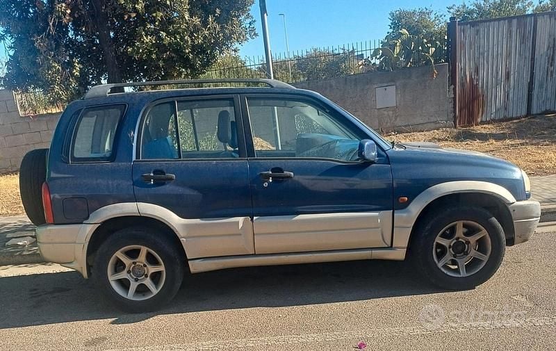 Blu Usata 2003 Suzuki Grand Vitara SUV | 3800 € - Immagine 1/4