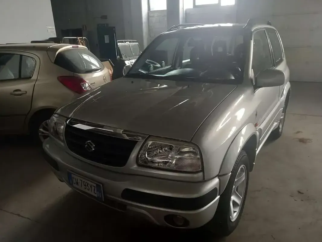 Usata Suzuki Vitara 97 CV (71 kW) 2005 SUV