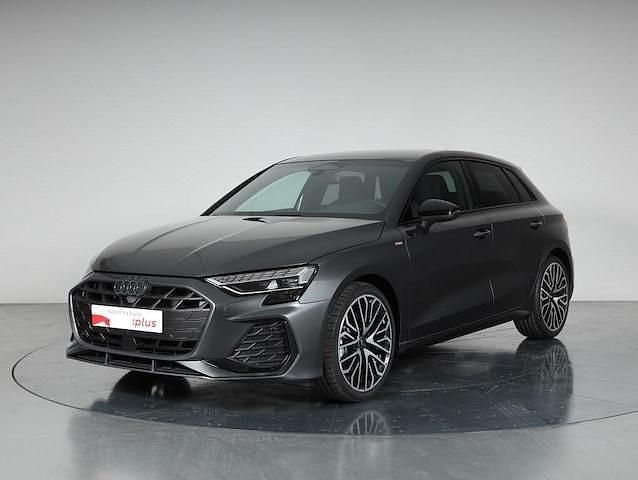 Nuova Audi A3 S-Line 150 CV (110 kW) 2026 Grigio daytona perla Berlina