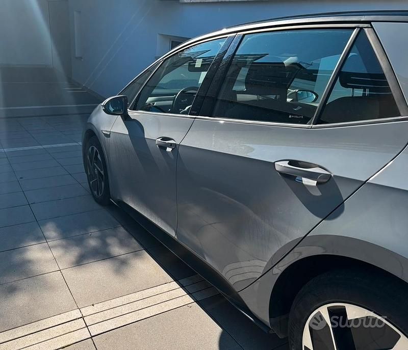 Usata VW ID.3 150 kW (204 CV) 2021 Grigio Utilitaria