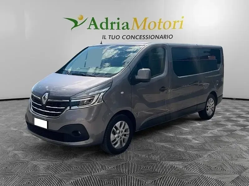 Usata Renault Trafic Intens 145 CV (106 kW) 2021 Monovolume
