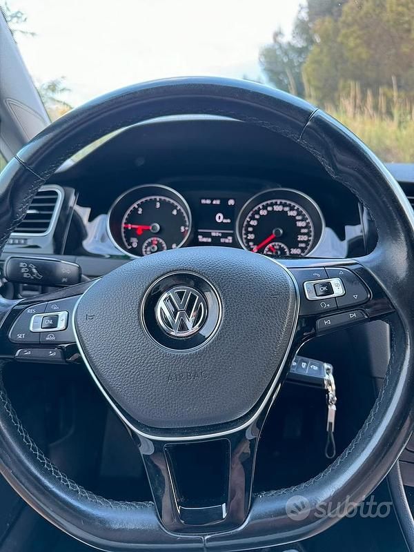 Usata VW Golf VII 110 CV (80 kW) 2014 Berlina
